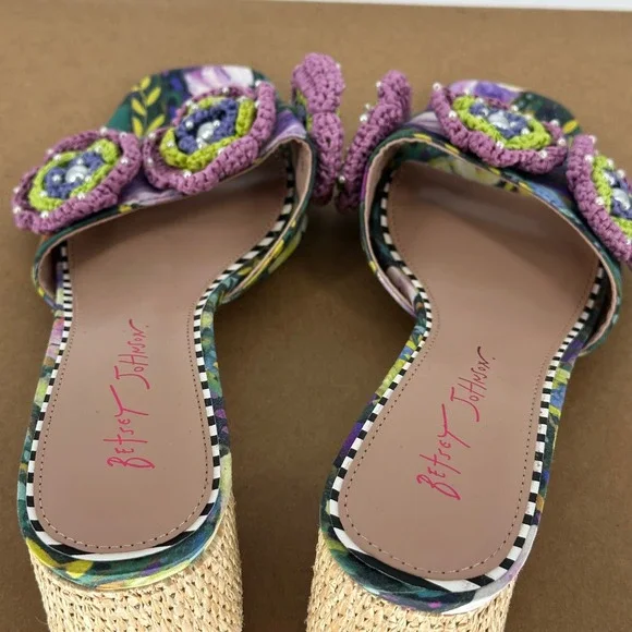 Betsey Johnson Dietrich Bright Multi Floral Pearl Beaded Summer 3" Heel Womens 9 - Picture 7 of 10